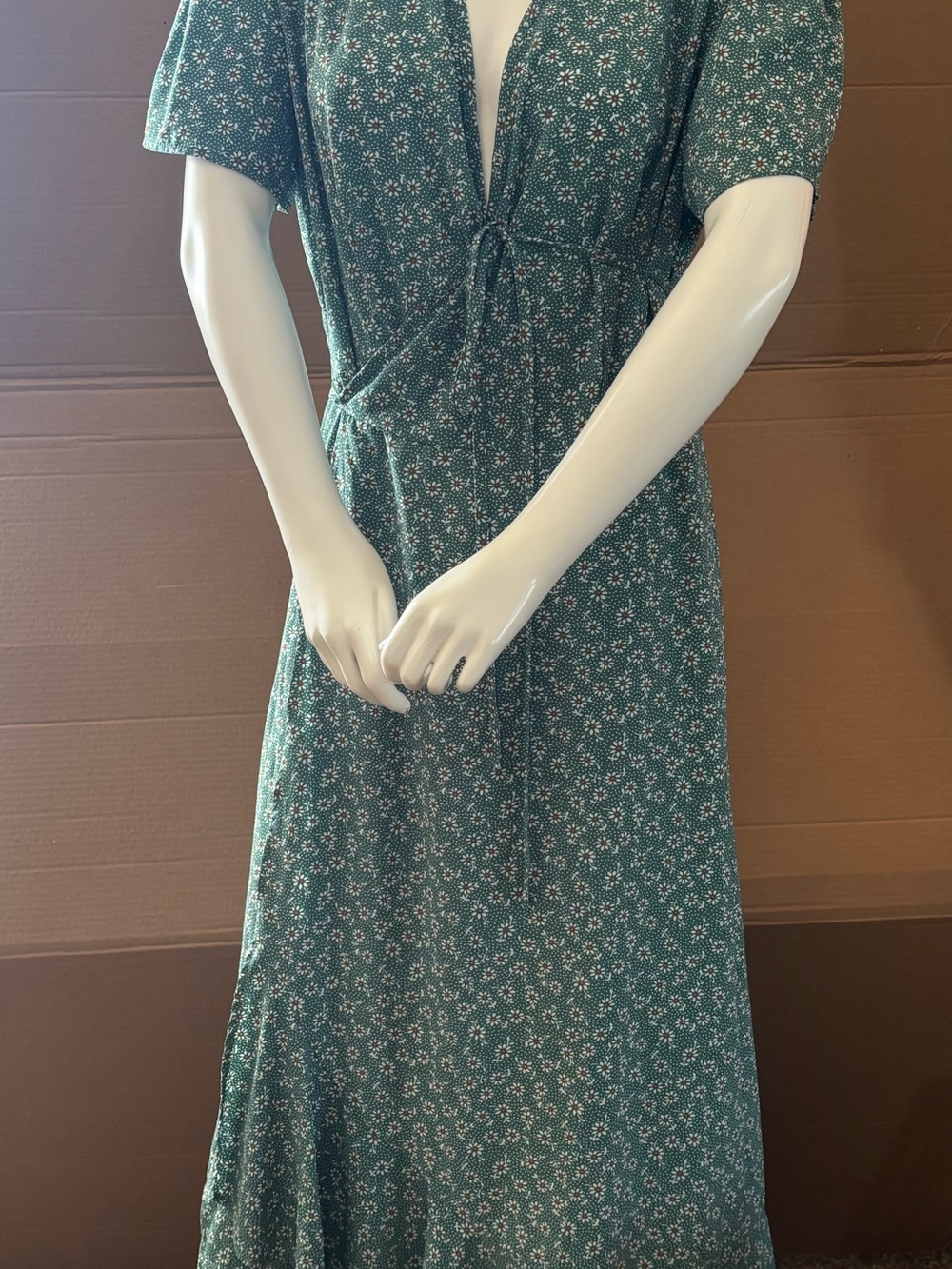Teal Floral V-Neck Tie-Waist Midi Dress